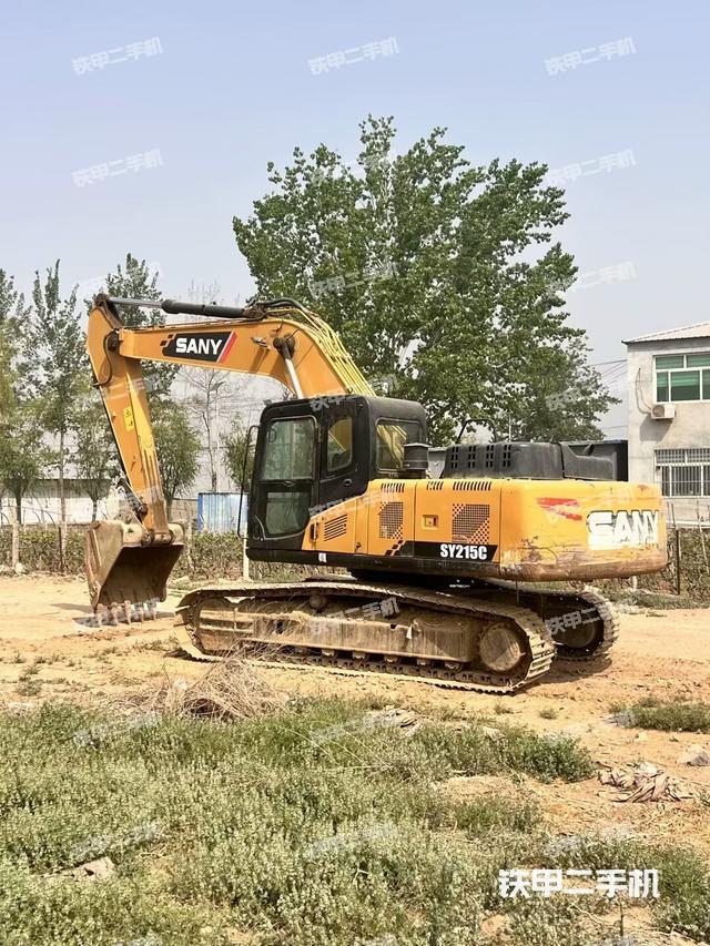 三一重工SY215C挖掘机