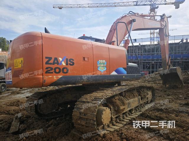 整機右后45°（整機外觀）