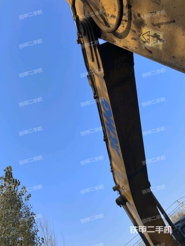 大臂根部 斜视（工作和回转装置）