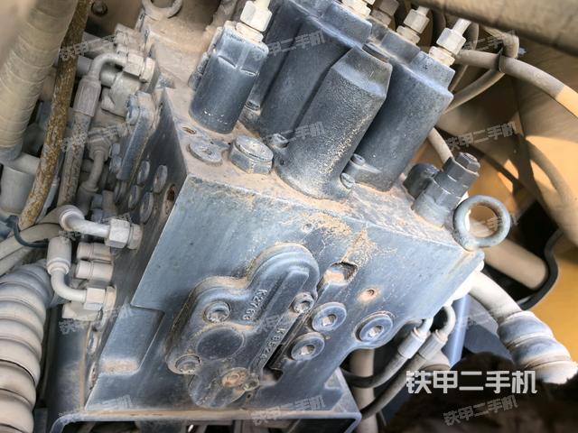 驾驶室顶部俯视（上车部件）