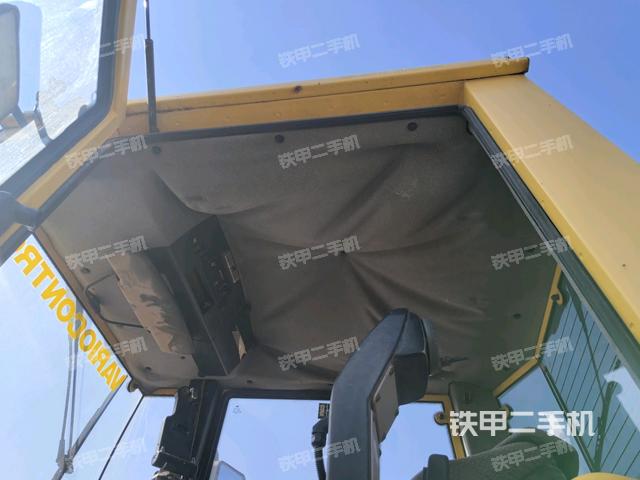 驾驶室外顶全景（压路机驾驶室）