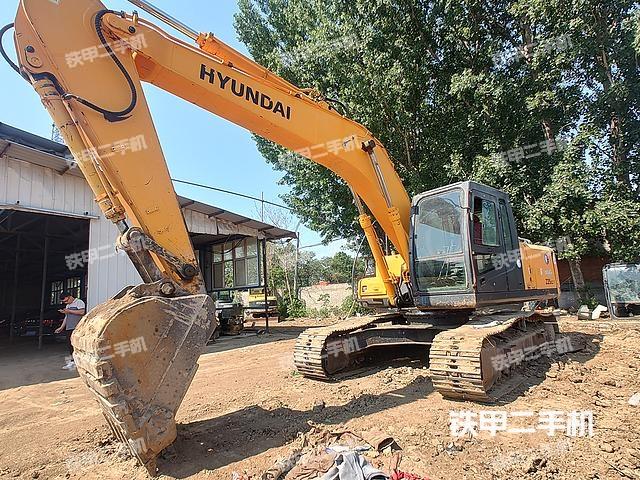 现代R225LC-7挖掘机