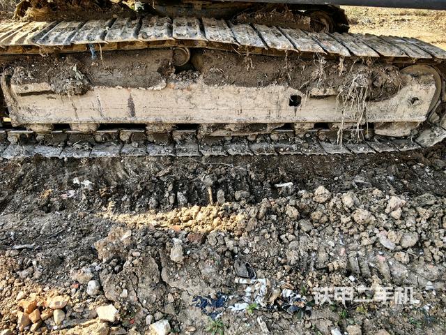 左侧履带整体 （行走机构）