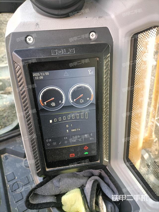 显示屏 （驾驶室部分）