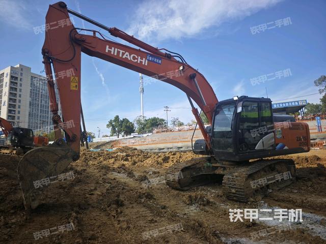 日立ZX200-5A挖掘機