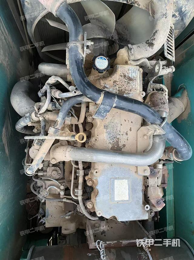 发动机整体俯视（整机外观）