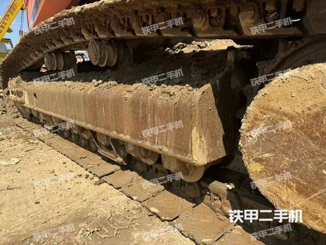 单侧履带整体（整机外观）