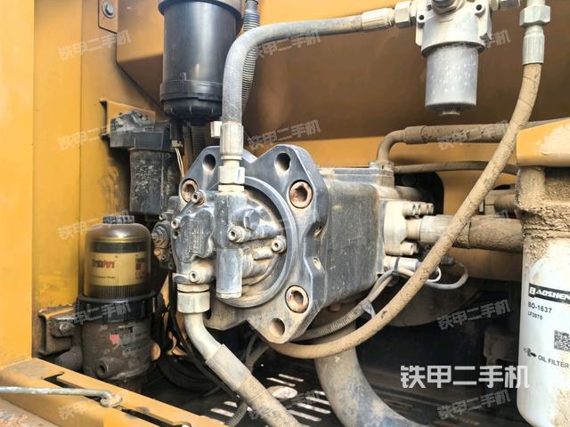 液压泵斜45 左（大件舱室）