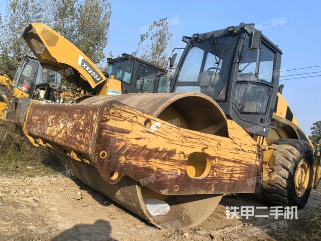 柳工CLG6122壓路機