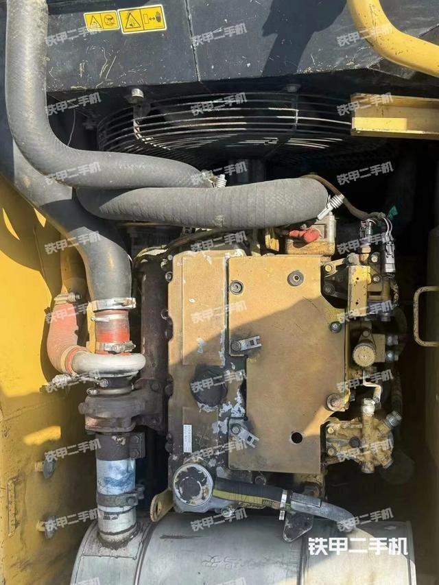 发动机整体俯视（整机外观）