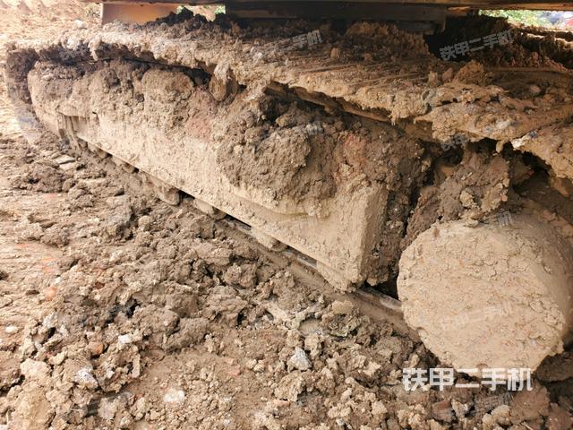 单侧履带整体（整机外观）