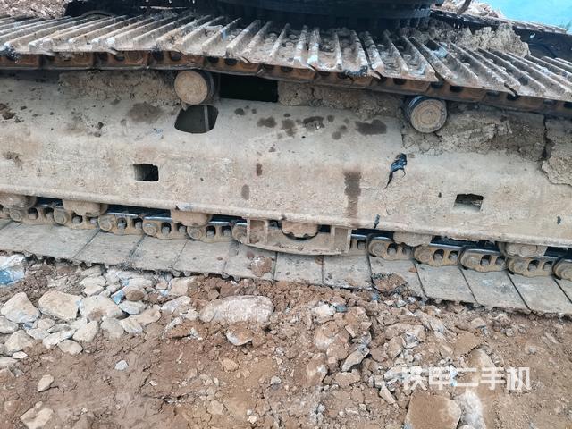 右侧履带整体（行走机构）