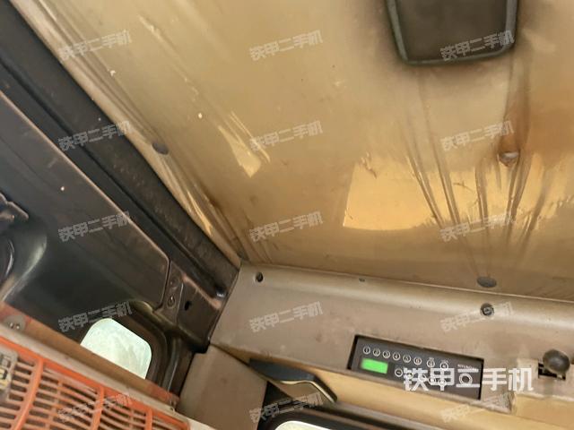 顶棚整体（驾驶室部分）