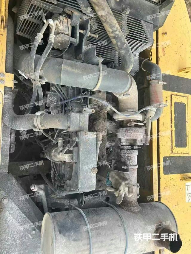 發(fā)動(dòng)機(jī)整體俯視（整機(jī)外觀）