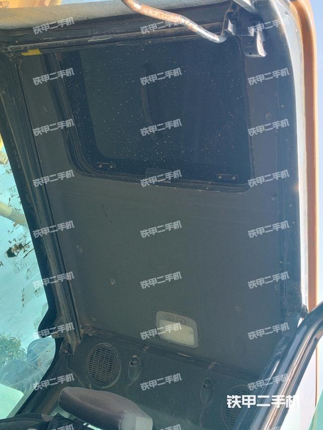 驾驶室顶部（整机外观）