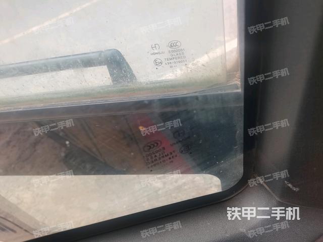 左后方玻璃角标（驾驶室部分）