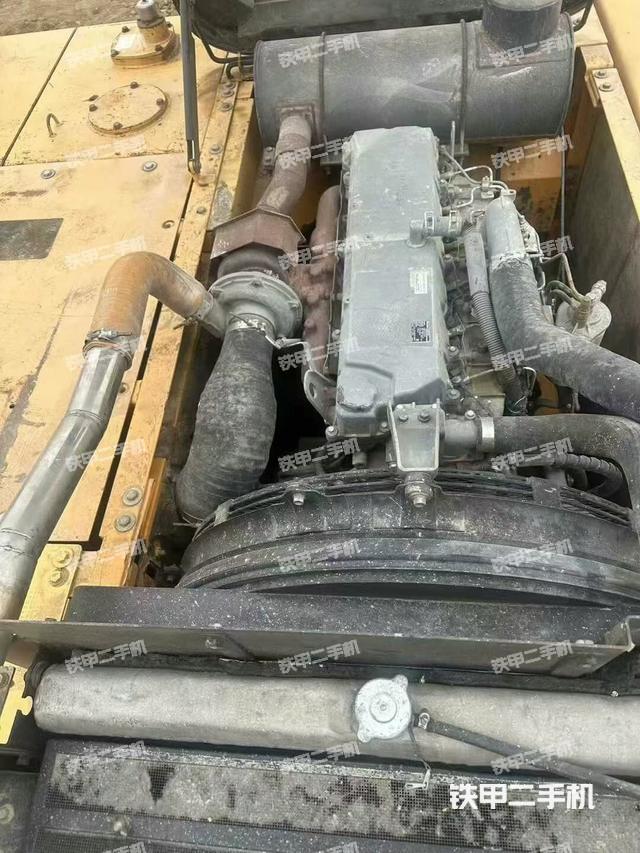 发动机整体俯视（整机外观）