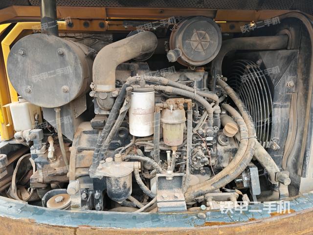 发动机室（上车部件）