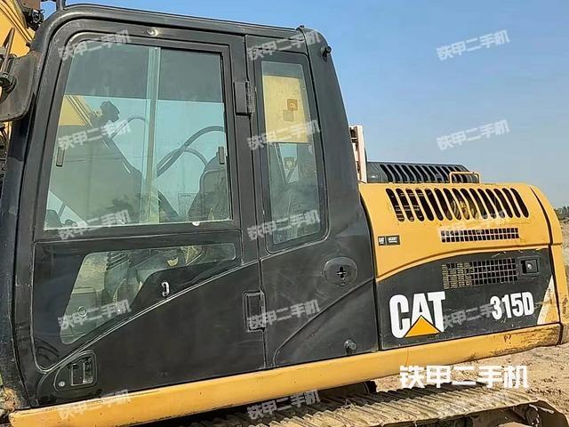 驾驶室顶部（整机外观）