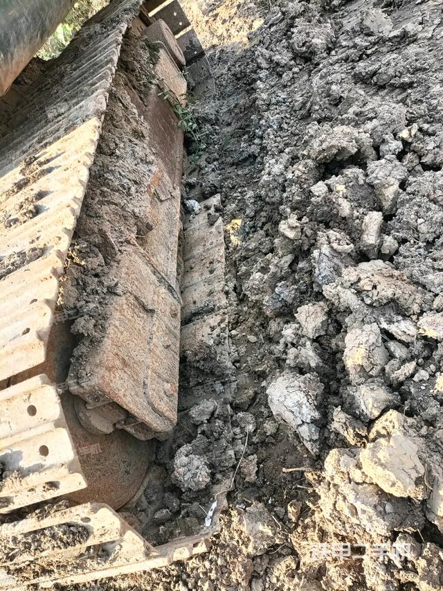 右侧履带整体 （行走机构）