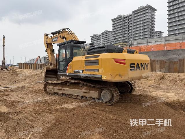 三一重工SY375H挖掘机