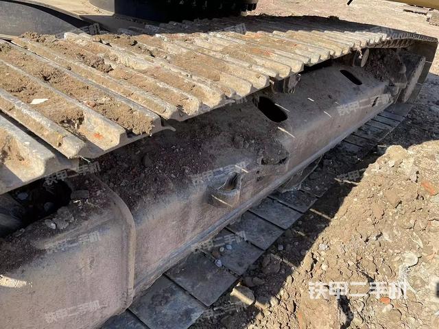 單側履帶整體（整機外觀）