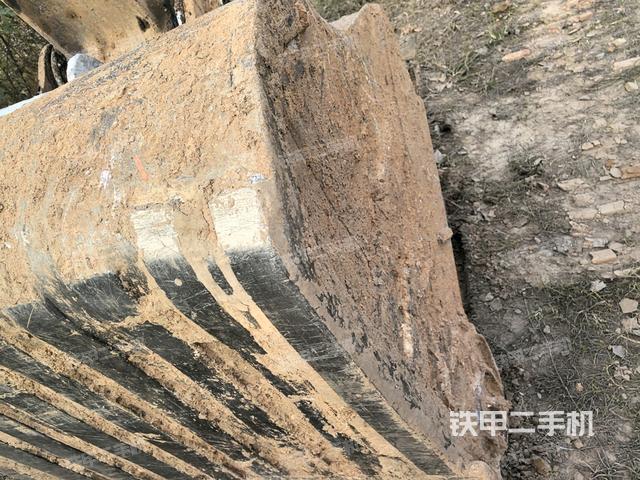 大臂整体 右侧（工作和回转装置）