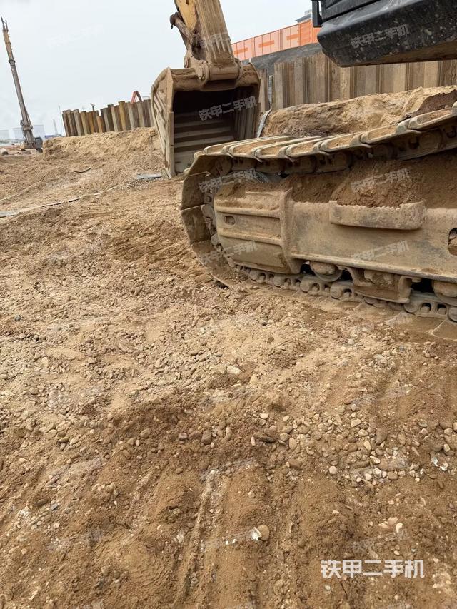 左导向轮（行走机构）