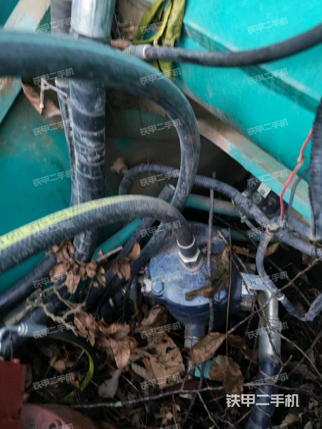 驾驶室顶部俯视（上车部件）