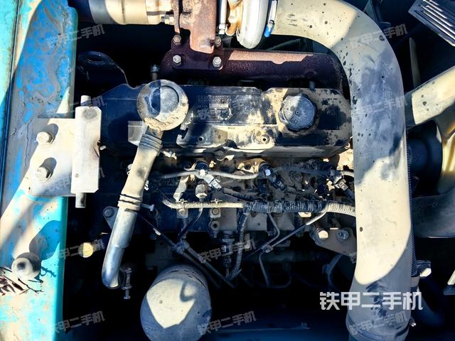 发动机室（上车部件）