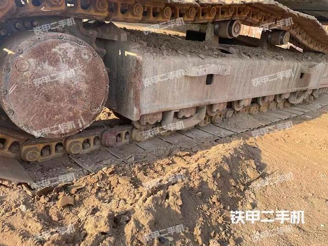 单侧履带整体（整机外观）