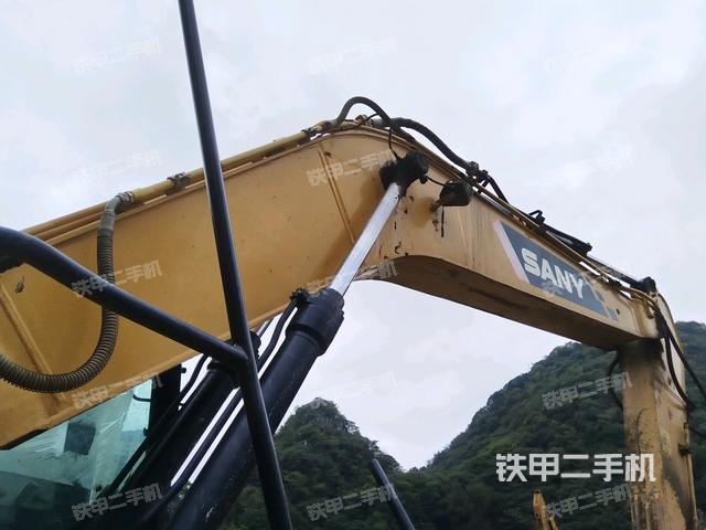 大臂整體?右側(cè)（工作和回轉(zhuǎn)裝置）