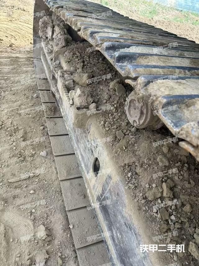 单侧履带整体（整机外观）