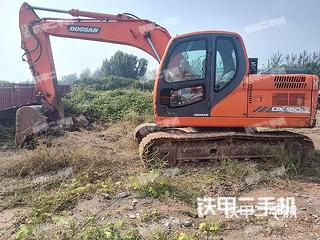 斗山DX150LC挖掘机