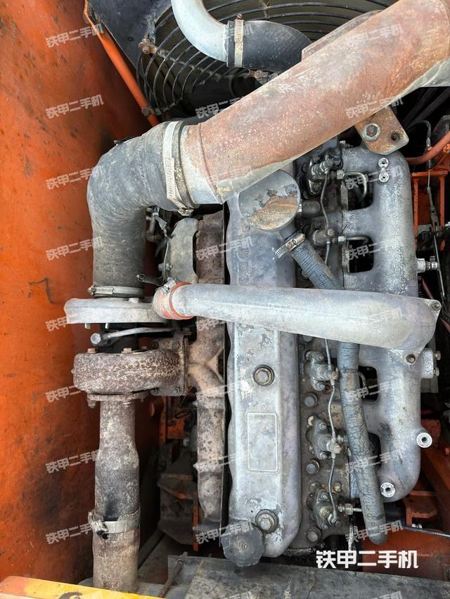 发动机整体俯视（整机外观）