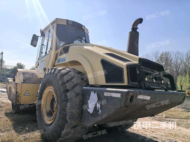 左后45°（压路机整机外观）