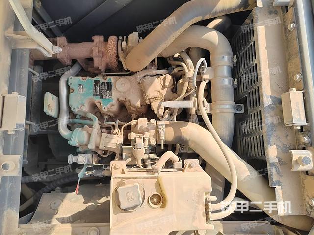 发动机整体俯视（整机外观）