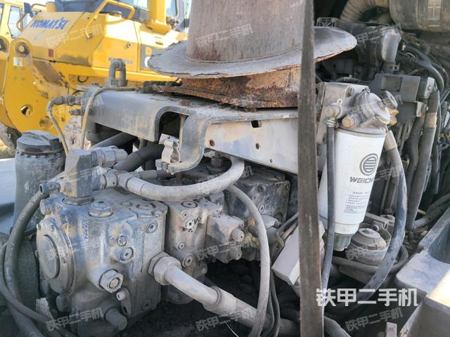 柴油泵全景（压路机发动机舱）