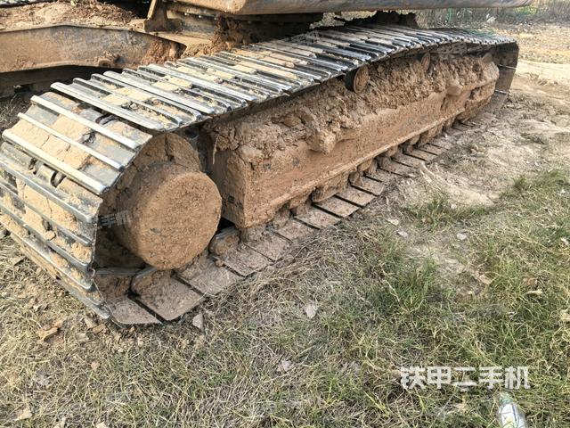 右侧行走马达盖板（行走机构）