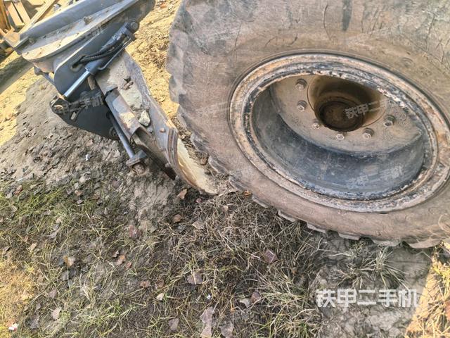 工作装置2（工作装置）