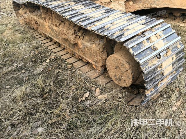 左侧履带整体 （行走机构）