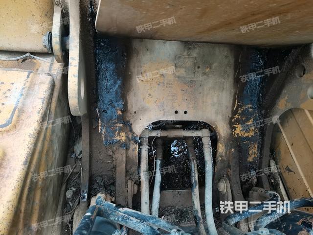 大臂根部 斜视（工作和回转装置）