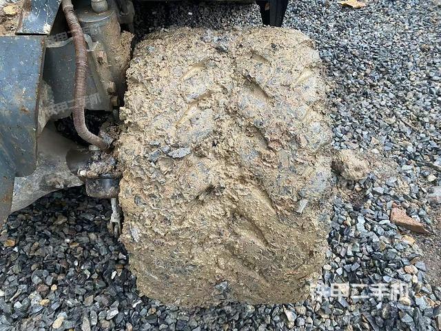 单侧履带整体（整机外观）