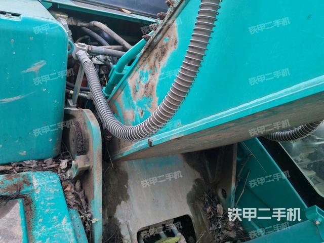 大臂根部 斜视（工作和回转装置）