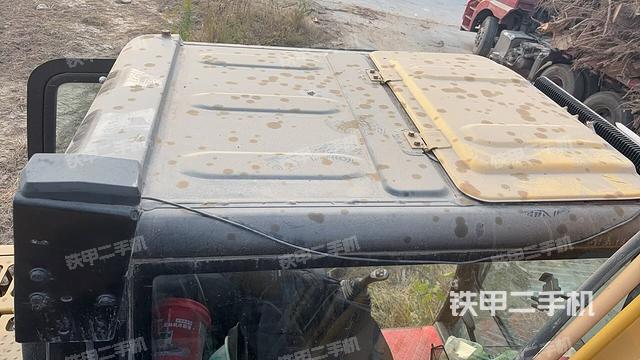 驾驶室顶部俯视（上车部件）