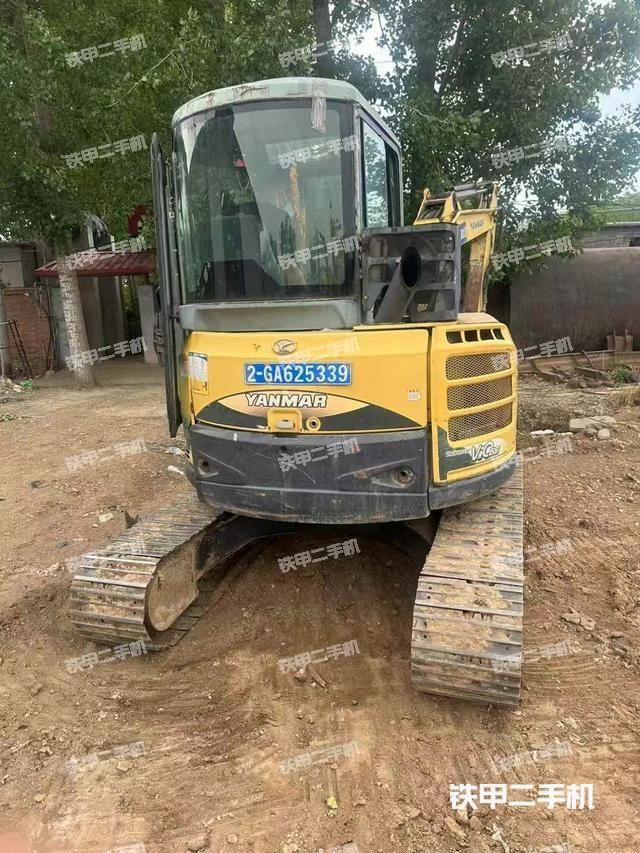 駕駛室頂部（整機(jī)外觀）