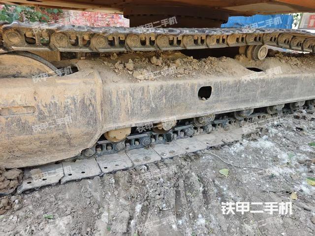 单侧履带整体（整机外观）