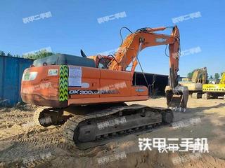 斗山DX260LC挖掘机