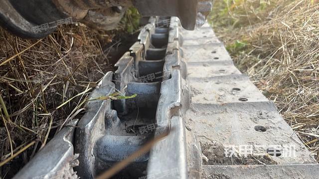 左侧行走马达盖板（行走机构）