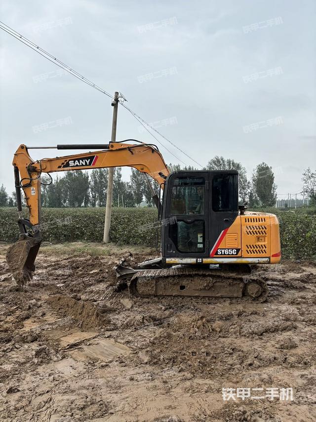 三一重工SY65C挖掘机